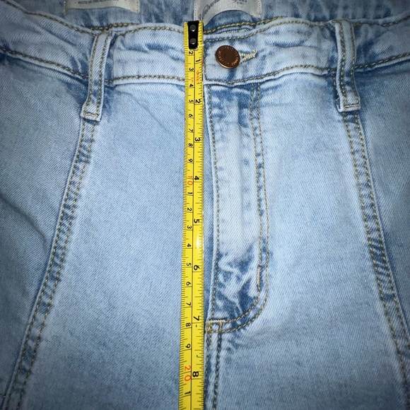 LNC Women's Universal Thread Goods Co.  Size 12 (31) High Rise - Picture 6 of 14